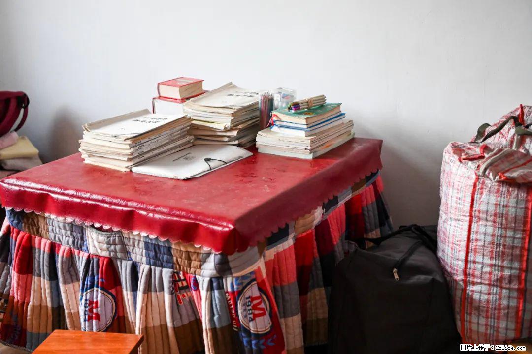 全网追的“扁担女孩”,找了一份暑假工,时薪12元 - 石嘴山生活资讯 - 石嘴山28生活网 szs.28life.com